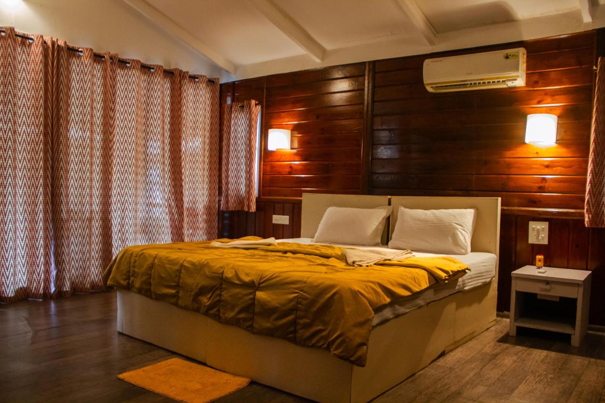 Cuba Patnem Hotel Patnem Beach Exterior photo